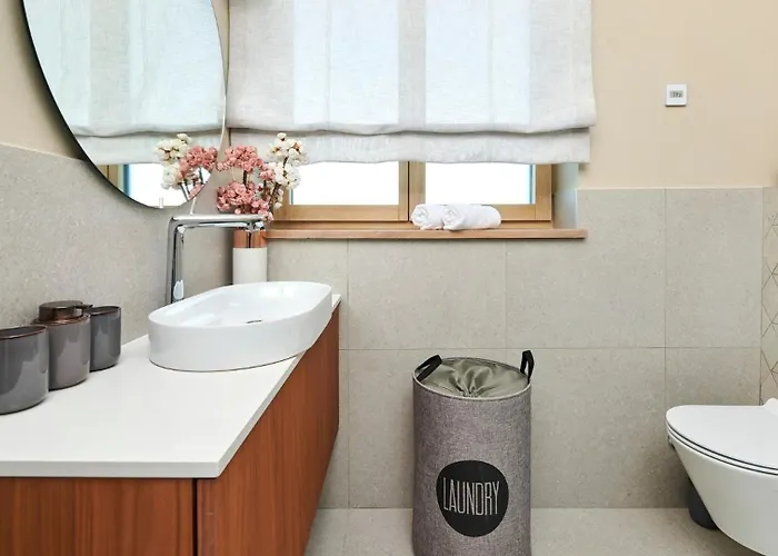 Efa By 게스트하우스