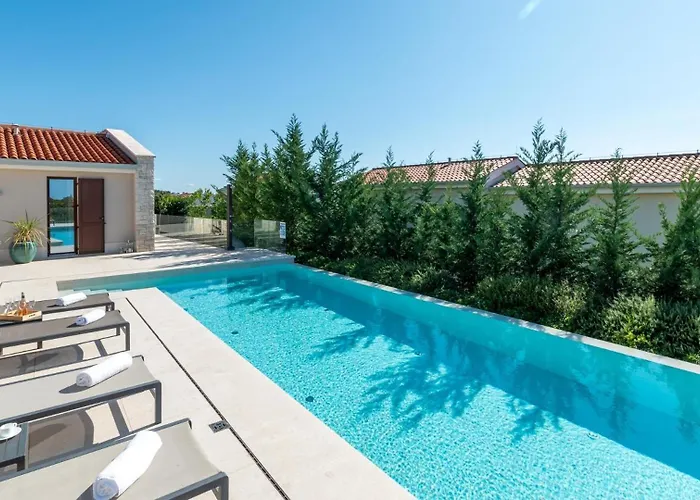 게스트하우스 Efa By Višnjan